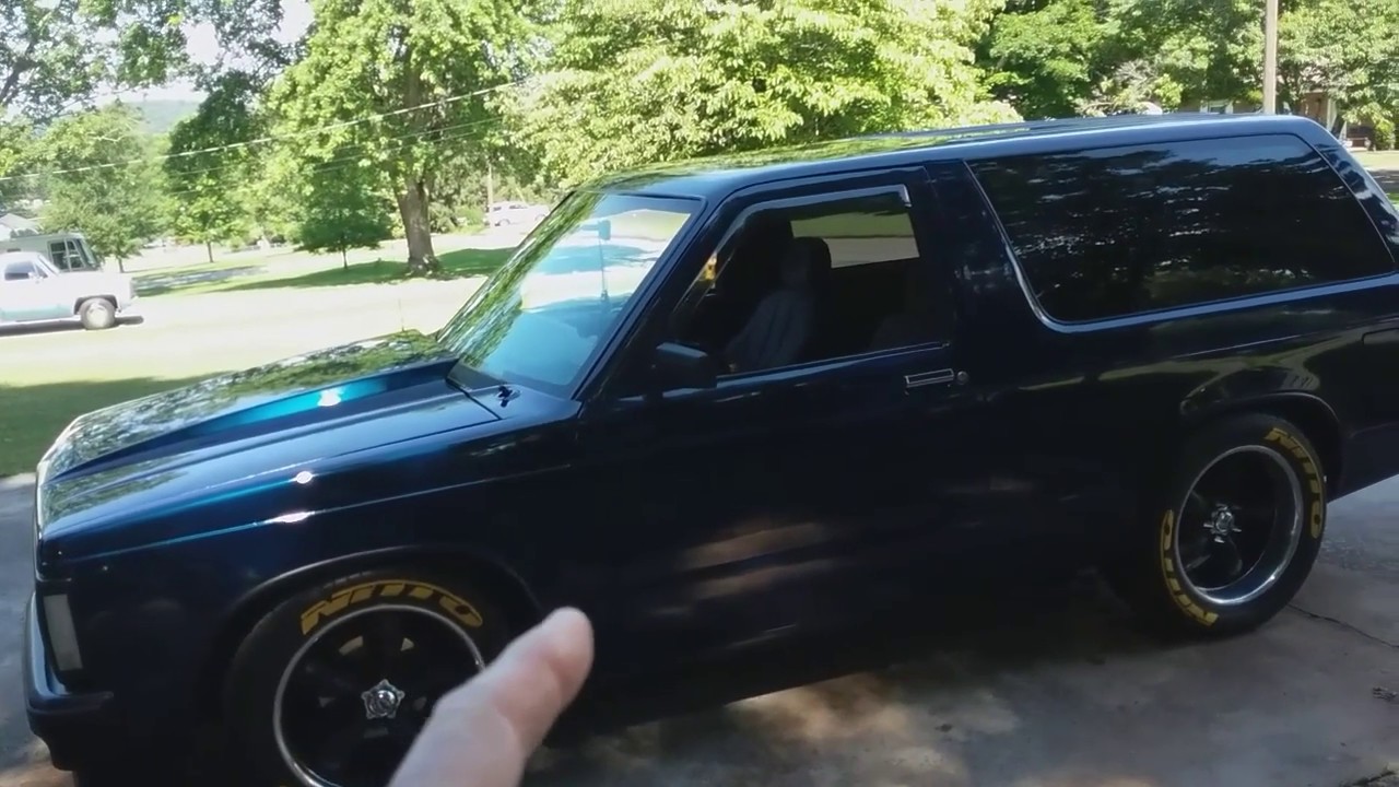 Мой приятель ездил на своём Chevrolet S10 Blazer 1985 года, так что я смог его увидеть! У меня бы...