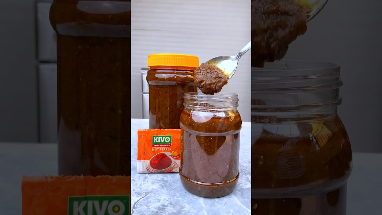 How to make Ghanaian hot chili sauce (Shito).