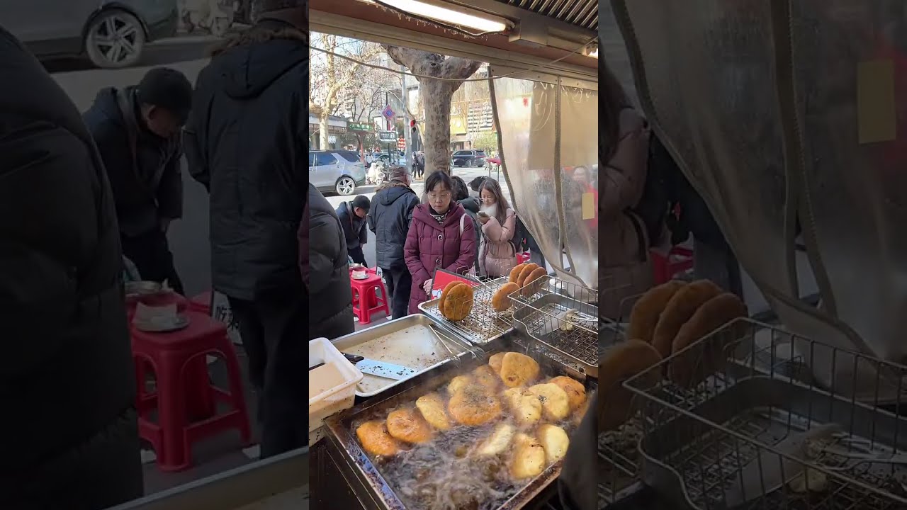 Enjoying delicious food - 纵览美食直播