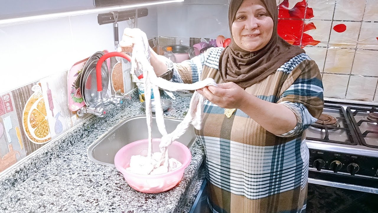 طريفه تنضيف الممبار  الى مش بتعرف على رمضان