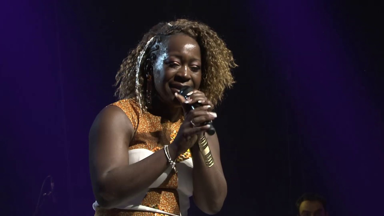 Gospel Walk & Deedee Daniel - Faith (live)