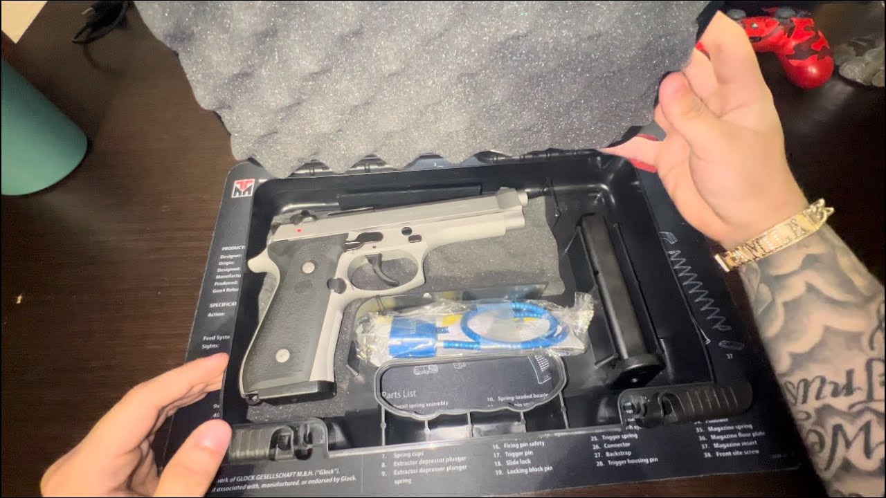 Unboxing / first impressions Beretta 92fs INOX