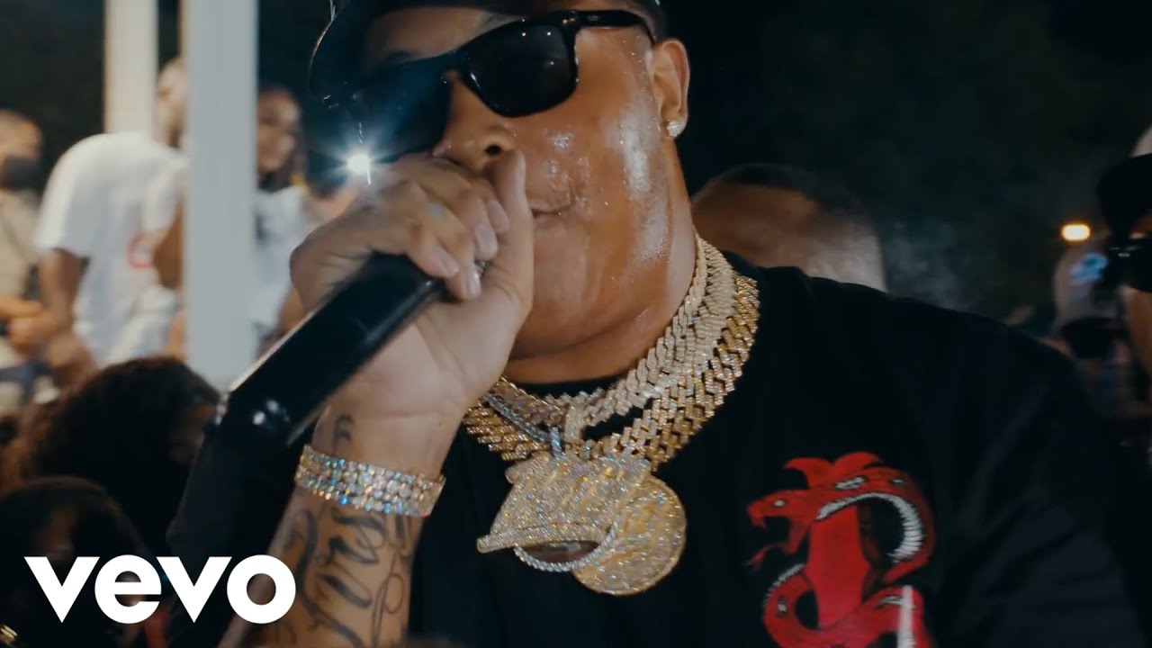 BigWalkDog & Big Boogie - Switches [Music Video]