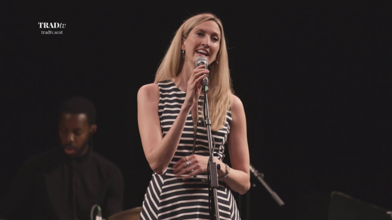Joy Dunlop – Puirt à Beul Set/Jigs (live at Perth Concert Hall as part of The Visit 2018)