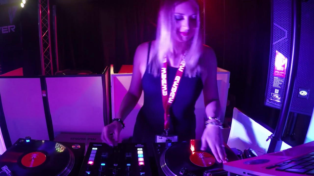 DJ Eliza May at DJ Expo 2017