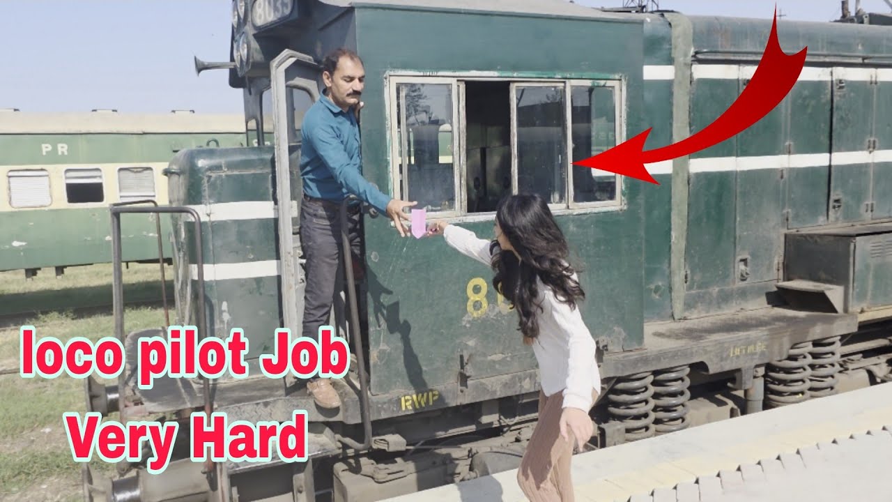 Loco Pilot Job in high temperature, summer ☀️ are very difficult inside engine Pakistan 