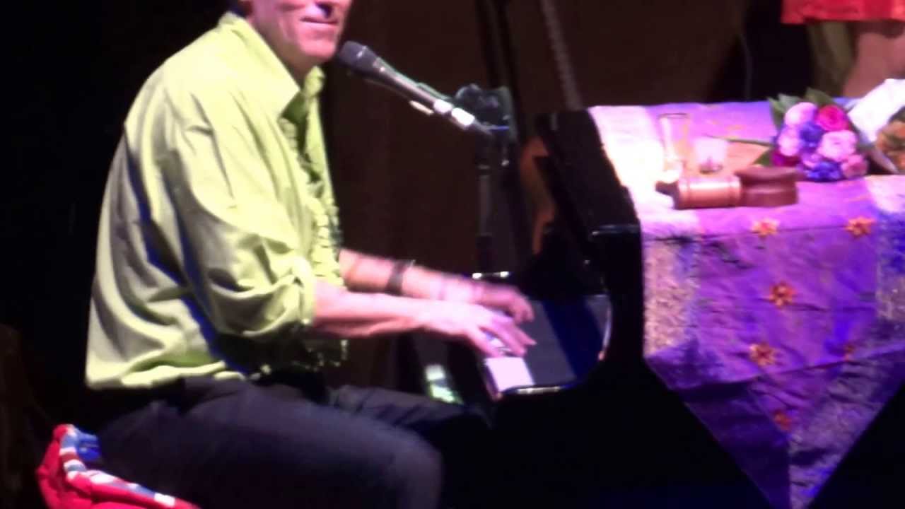 Hugh Laurie - Go To The Mardi Gras [Live in Warsaw] Professor Longhair cover