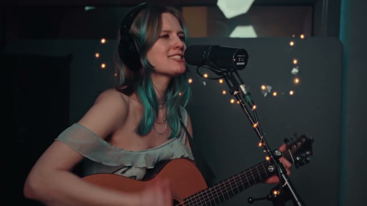Lia Sky - Should've Known (Live Session)