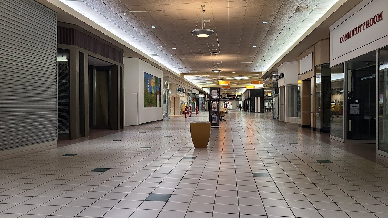 A Visit to Ashtabula Towne Square