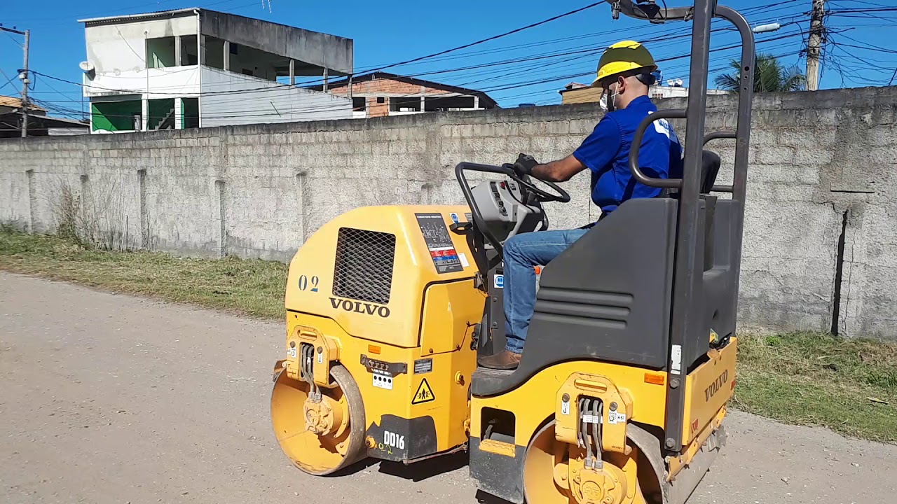 MINI ROLO COMPACTADOR DE SOLO VOLVO.