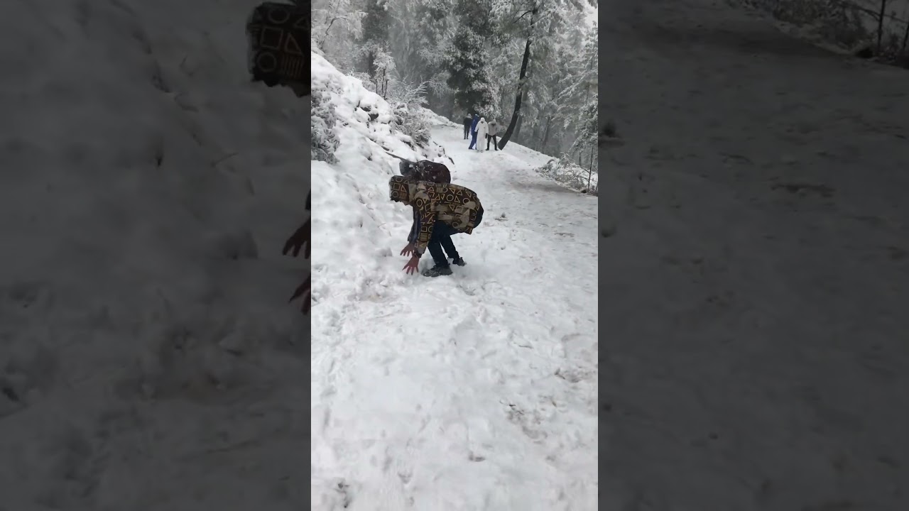 Murree Live Today Weather News Murree Mall Road Live Snowfall Heavy Snowfall 2023 #murree #snowfall