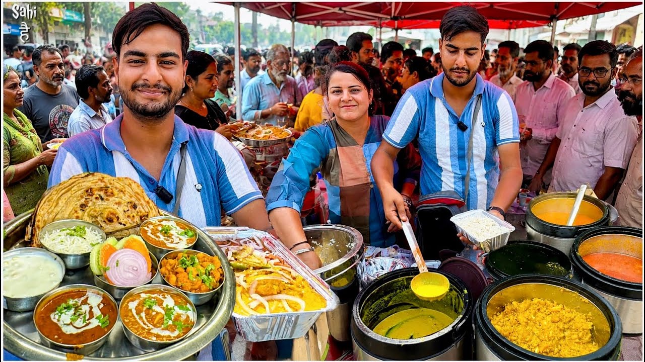 Sirf 2 घंटे Open 😍 Maa-Bete ki FIRST CLASS Ghar Wali Thali | Street Food India