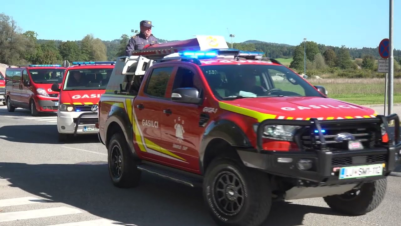 PARADA GASILSKE ZVEZE GROSUPLJE OB PRAZNOVANJU 70 LETNICE