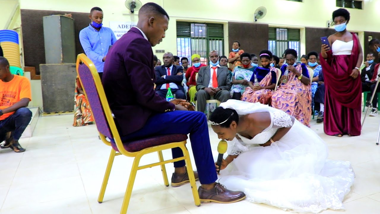 UBUKWE BUDASANZWE! ❤ Umugeni yuzuye Umwuka arahanura/ ibyari ubukwe bihindutse Amasengesho barihana😲