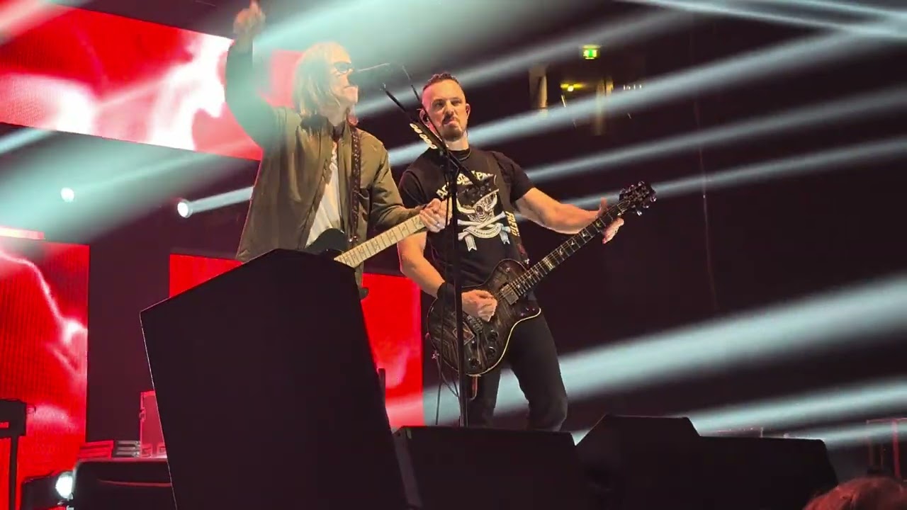 Into + Silent Divide Live - Alter Bridge (Manchester 26/02/2026)