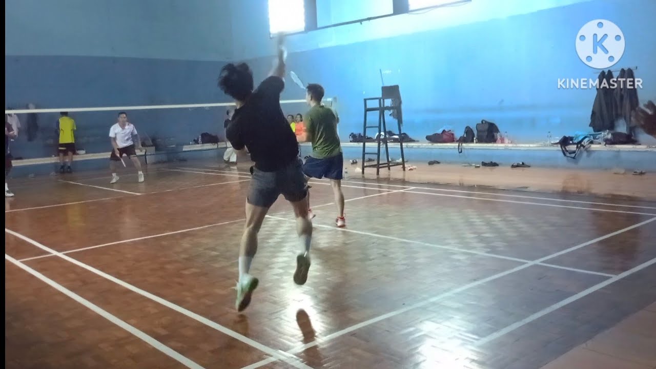Mabar badminton bersama senior tarkam di GOR Iniro Bogor. Yudha/Ridwan x Rexy/Bryan. 