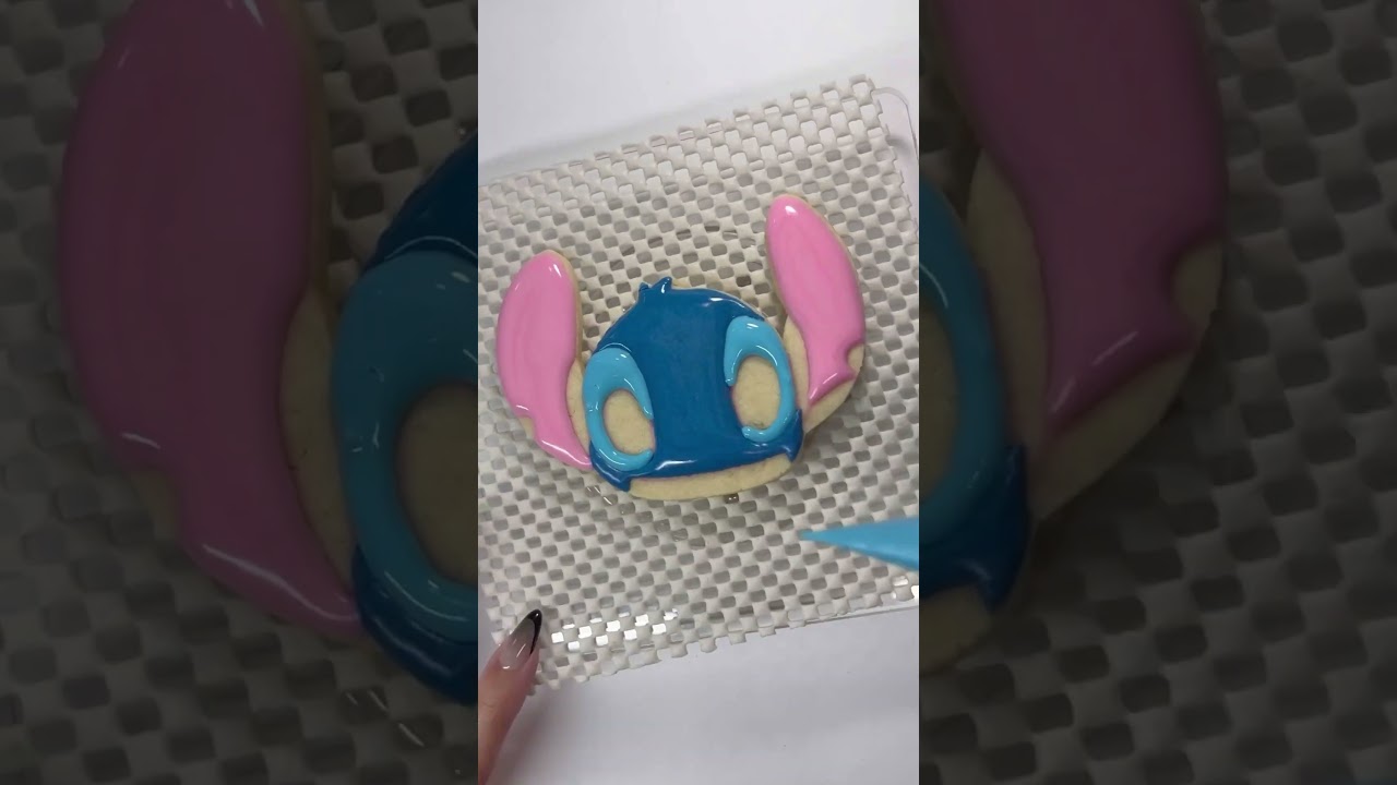 Stitch Sugar Cookie 💙#sugarcookiedecorating #stitch