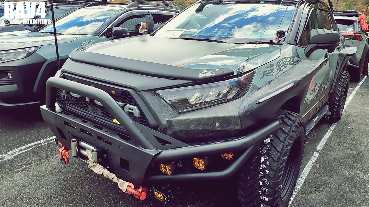 RAV4だらけのオフ会行ったら戦車がいたんだが、、、