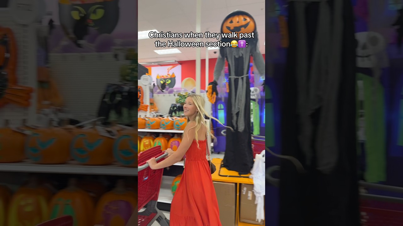 Halloween as a Christian be like🤣🎃#shorts #relatable #tiktok #funny #adiaava #halloween #christian