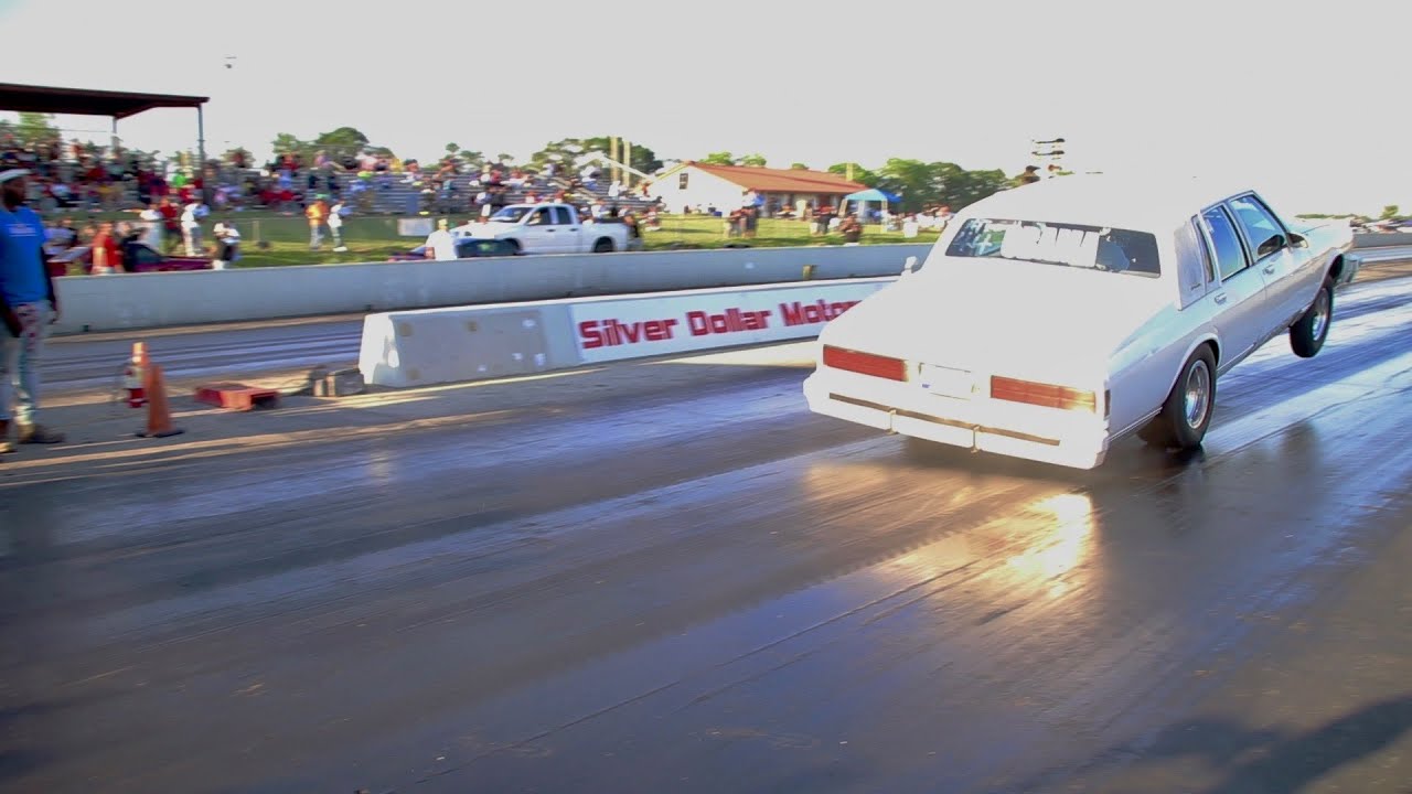 THE OBAMA NITROUS BOX CHEVY WAS HANGING WHEELS AND WINNING AT TRACKFEST!