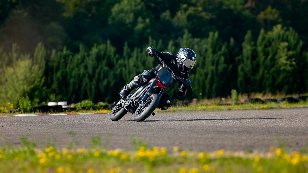Surron Red Pit Training Sundgau - Hitze Problem gelöst? - Hang Off Racing Schweiz