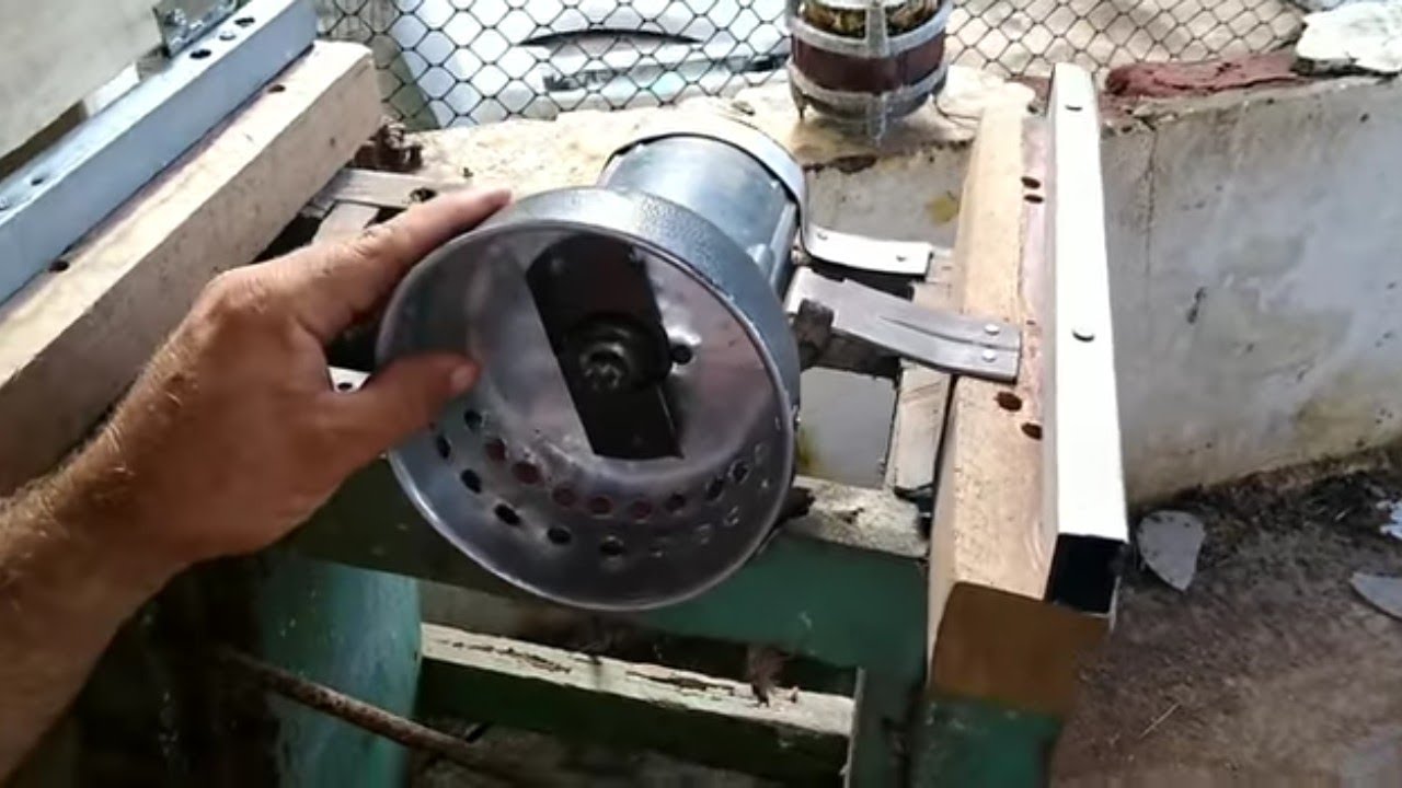 TRITURADOR DE MILHO SHOW DE BOLA
