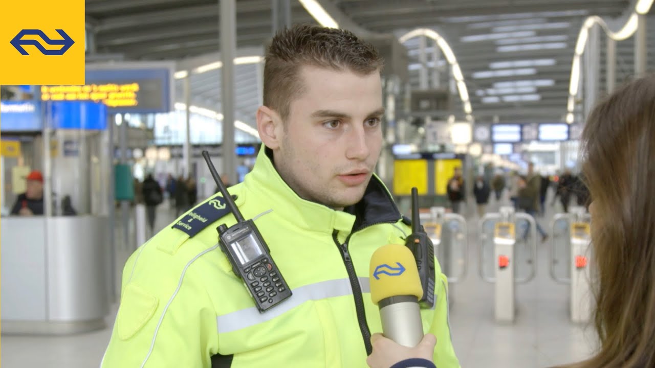 #6 Waarom zijn de prullenbakken in de trein zo klein? | De Leukste Treinquiz van Nederland