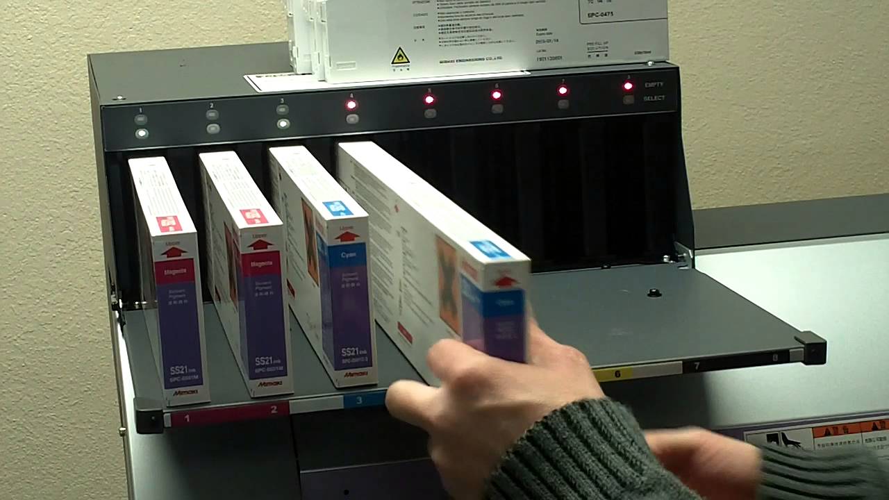 Mimaki CJV30-160 and loading inks