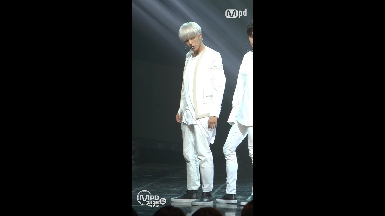 [MPD직캠] 몬스타엑스 민혁 직캠 걸어 All In Monsta X MIN HYUK Fancam @엠카운트다운_160616
