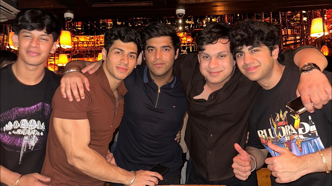Gurugram party with boys too much fun😂