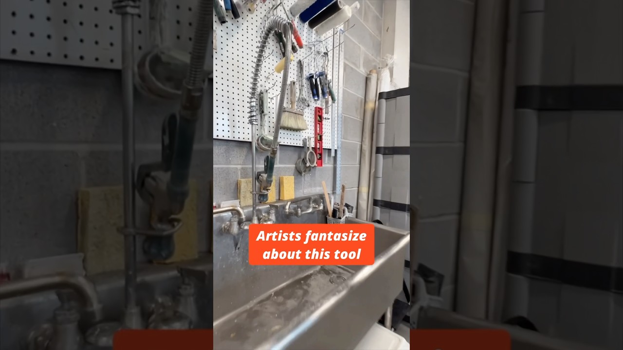 Artists Fantasize About This Sink