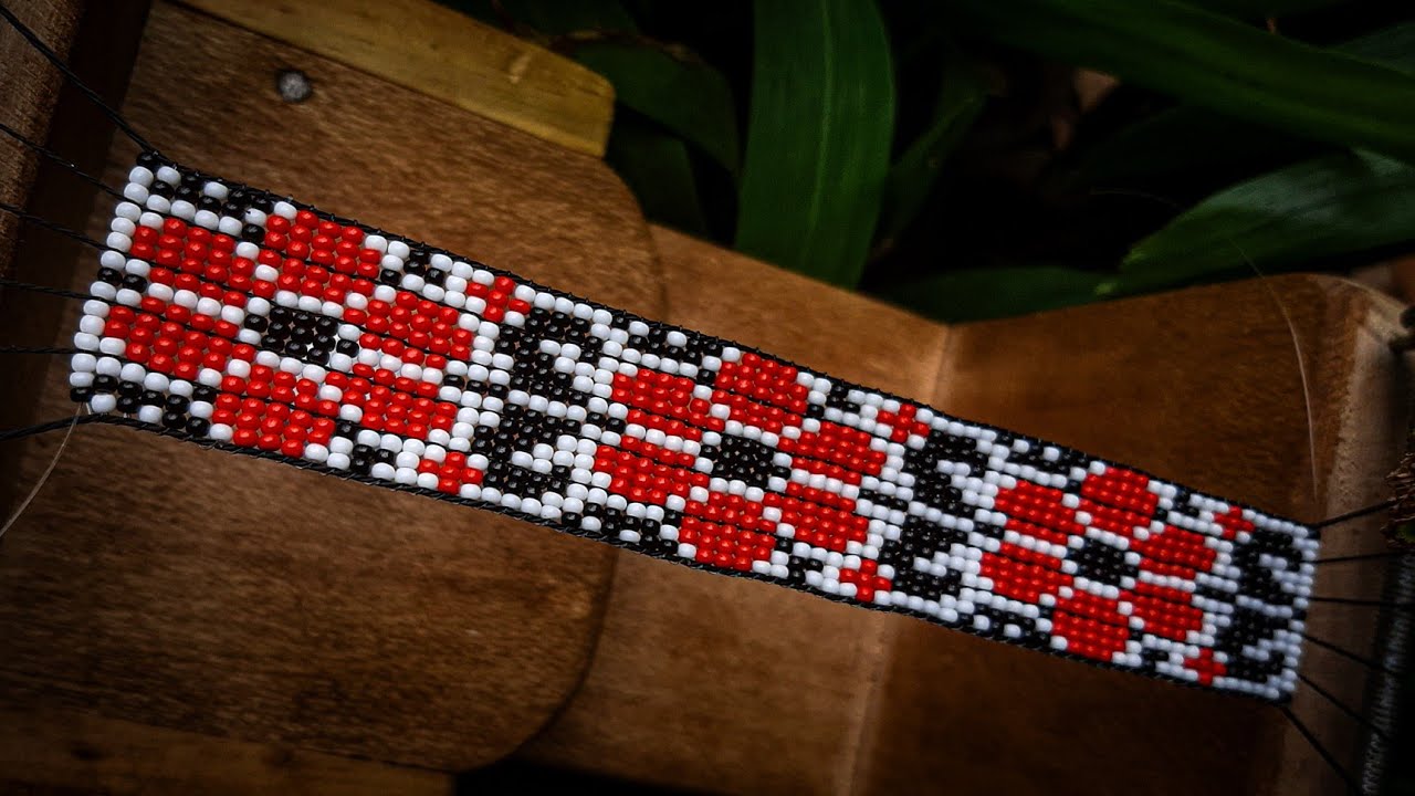 Loom beaded Flower pattern design