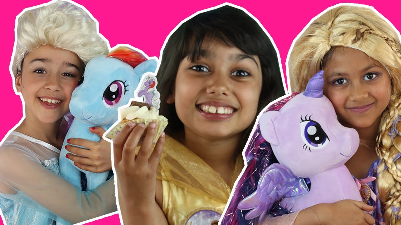 ELSA, BELLE AND RAPUNZEL HAVE MY LITTLE PONY TEA PARTY | Gaint Candy Haul | Princesses In Real Life
