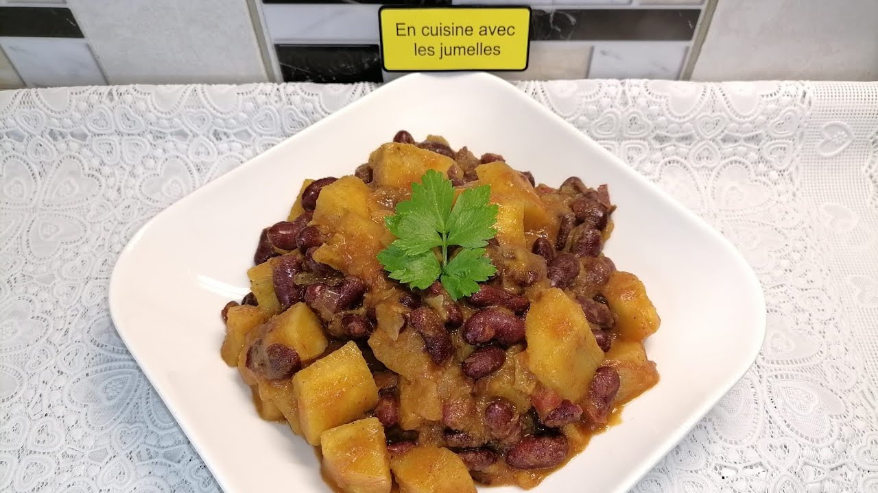 Plantain sauté avec les haricots rouges
