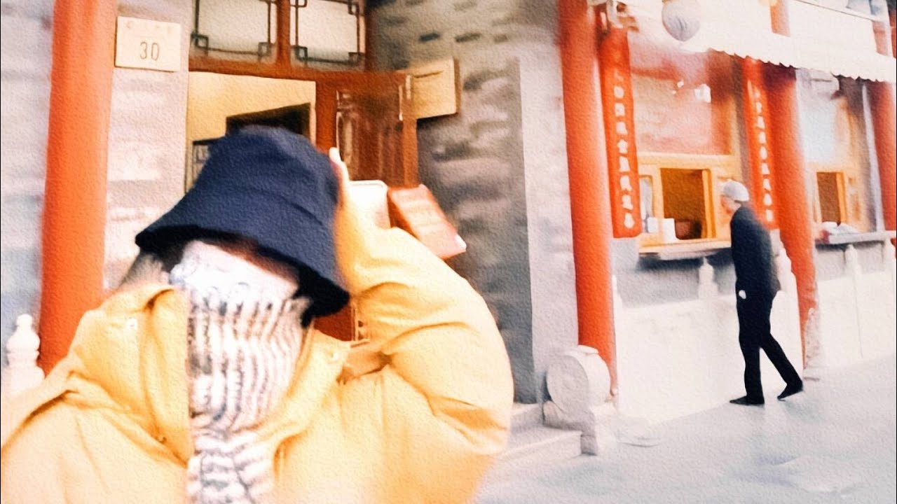 [ENG SUB] Yang Zi Vlog: New Year Shopping & Eating in Beijing 🏮 | 220216 Studio Update