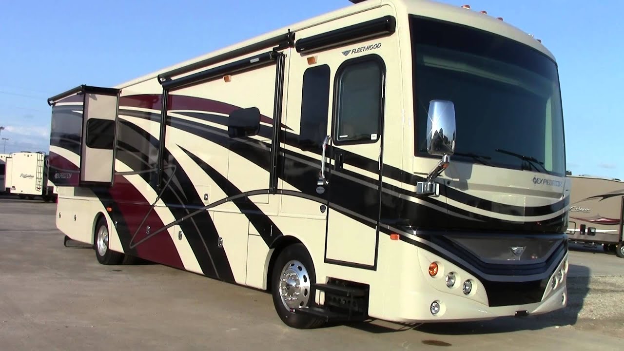 New 2016 Fleetwood Expedition 38K Class A Diesel Motorhome RV - Holiday World of Katy & League City