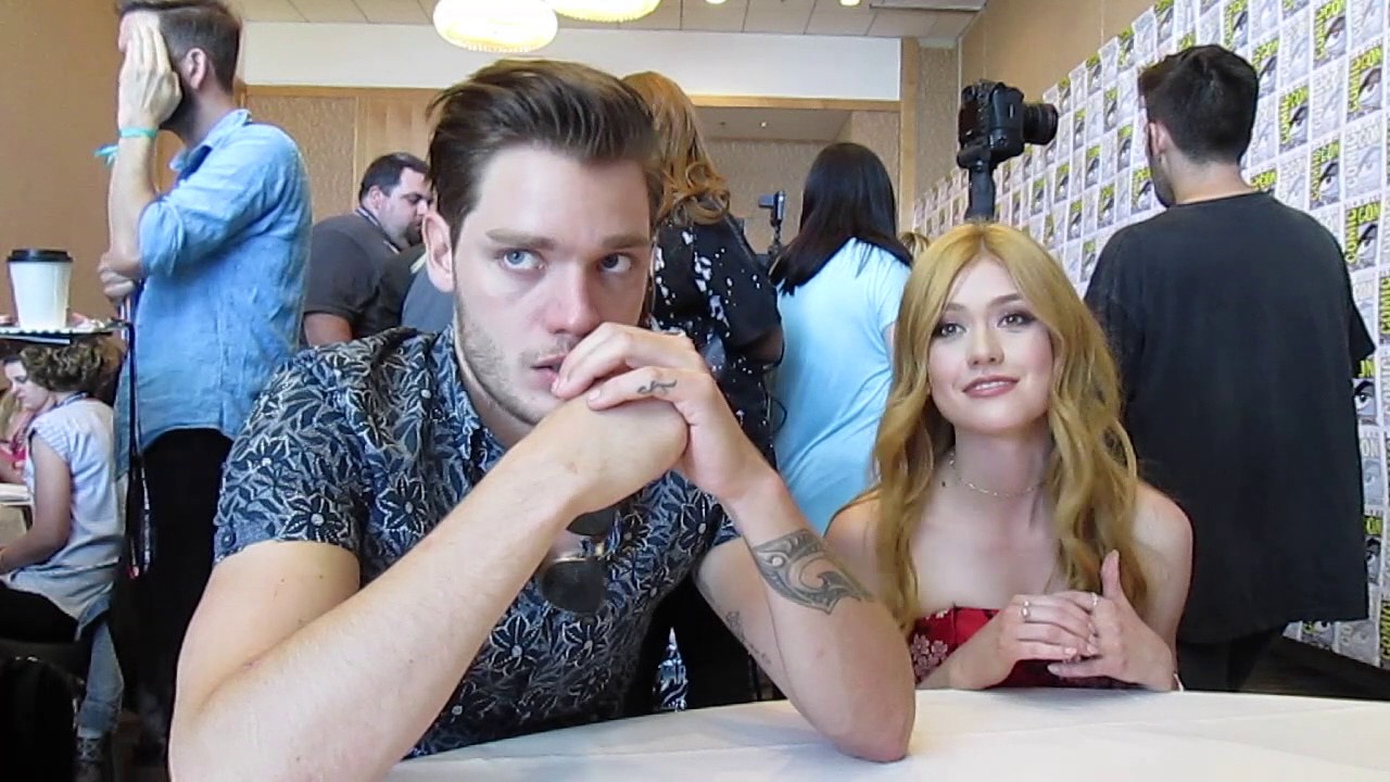 Dominic Sherwood & Katherine McNamara for Shadowhunters at SDCC 2017
