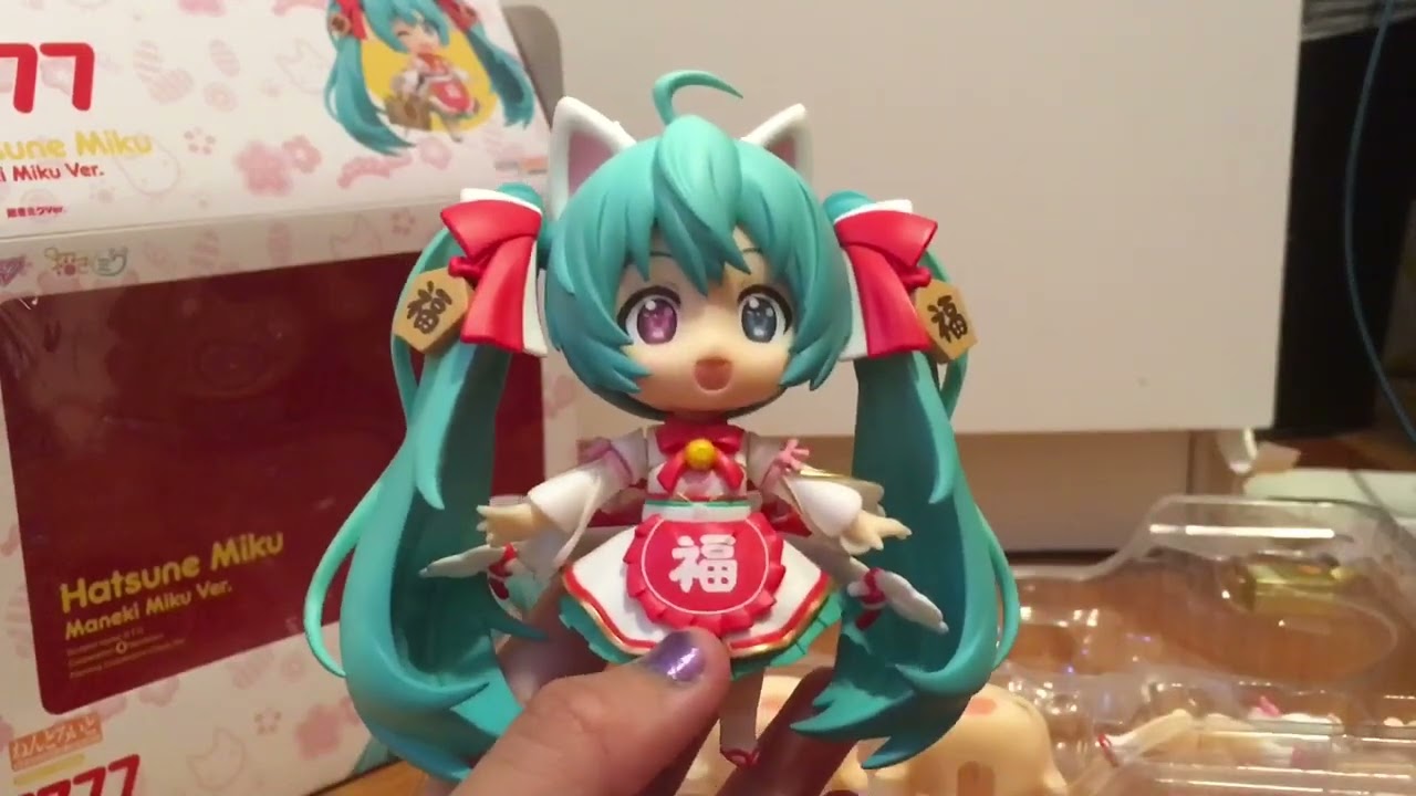 Unboxing: Maneki Miku Nendoroid