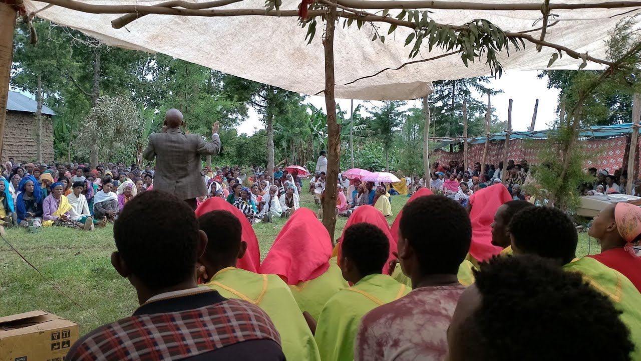 የዘማሪ ፍቅሩ አሞና live 