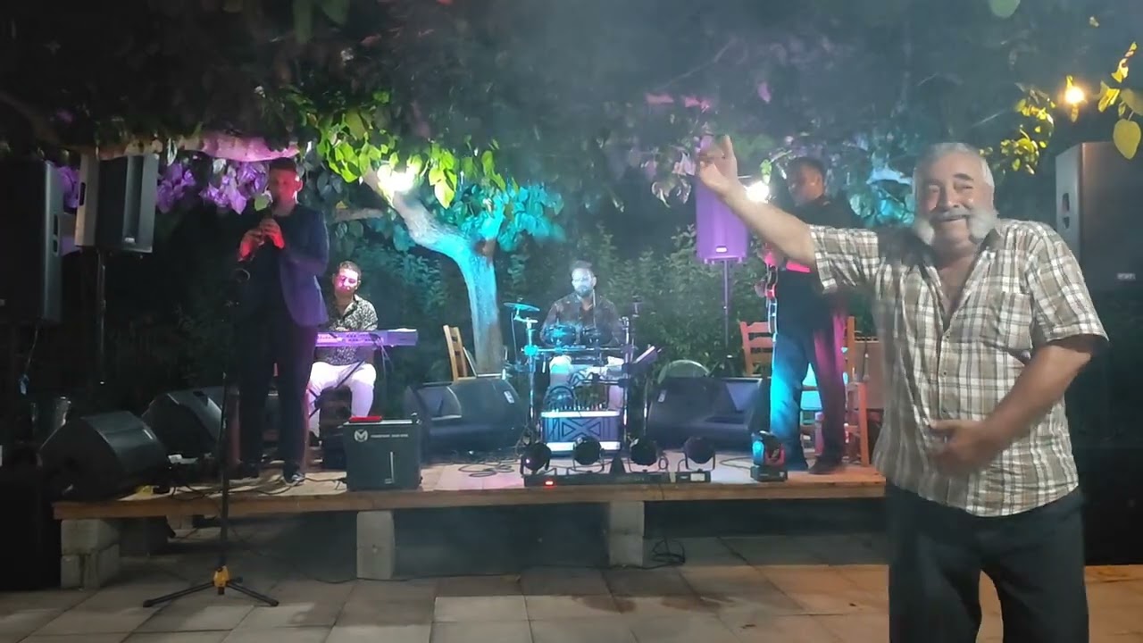 ΤΣΙΦΤΕΤΕΛΙ ΚΛΑΡΙΝΟ: ΚΩΣΤΑΣ ΤΣΑΡΟΥΧΑΣ