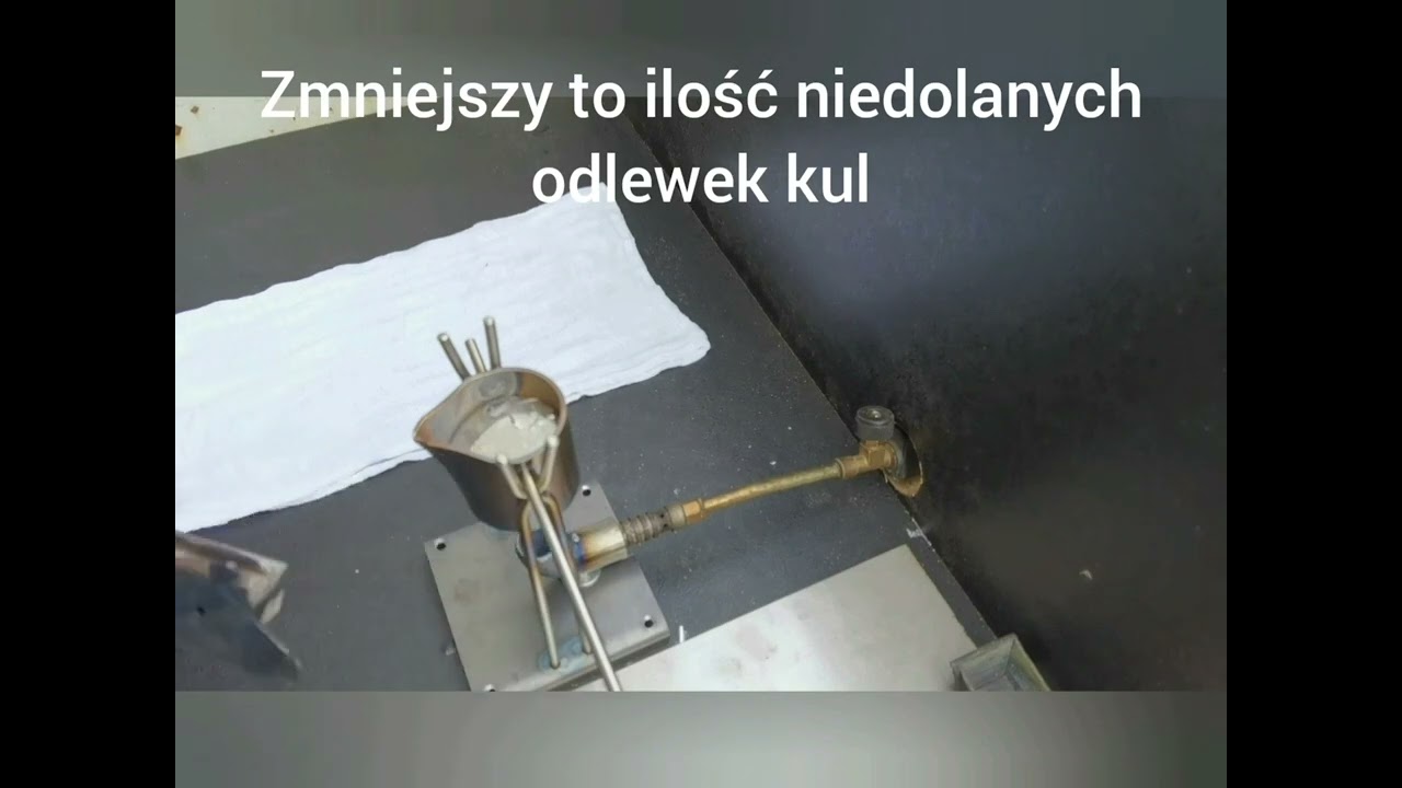 kociołek do ołowiu na podstawie obrotowej