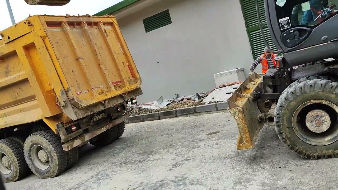 Hitachi 190 tekerlekli exkavatörreklam degil