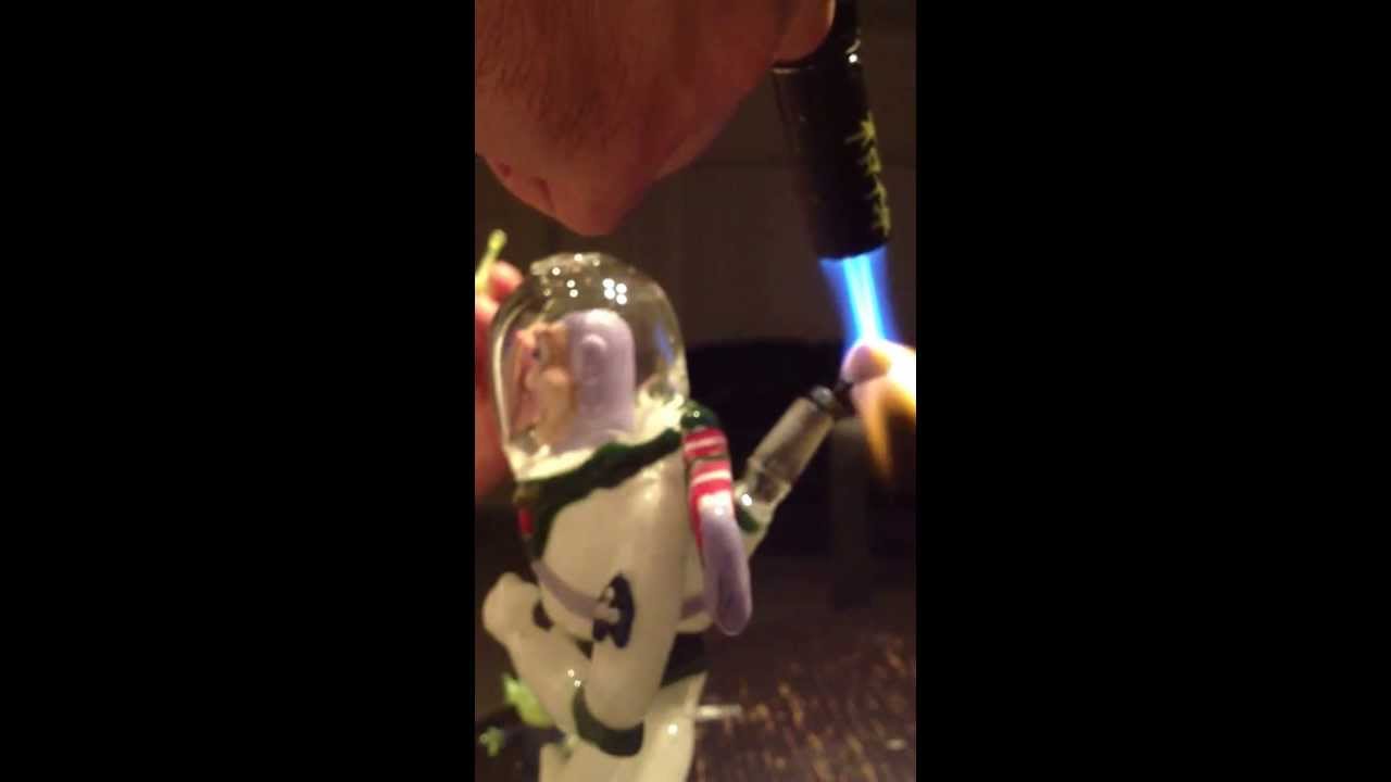 #tammyballer #toystory #heady #rig #glass #dabs #customtorches #puffndabs #milkshot #buzzedlightyear