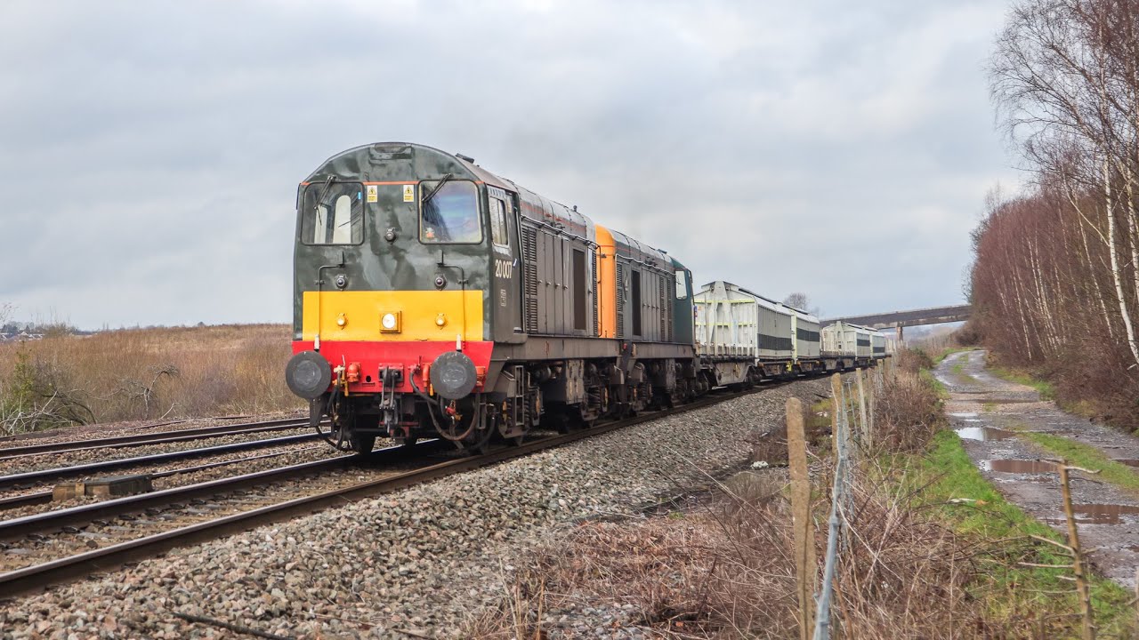 Incredible! 5 Heritage Diesels on the Mainline in 3 Minutes! 3x 37s & 2x 20s