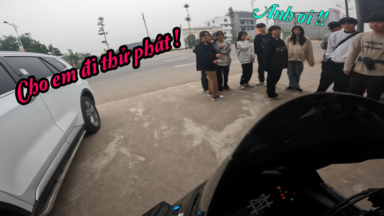 Chuyến Tour Đêm Quốc Tế Phụ Nữ Cực Kì Bất Ổn