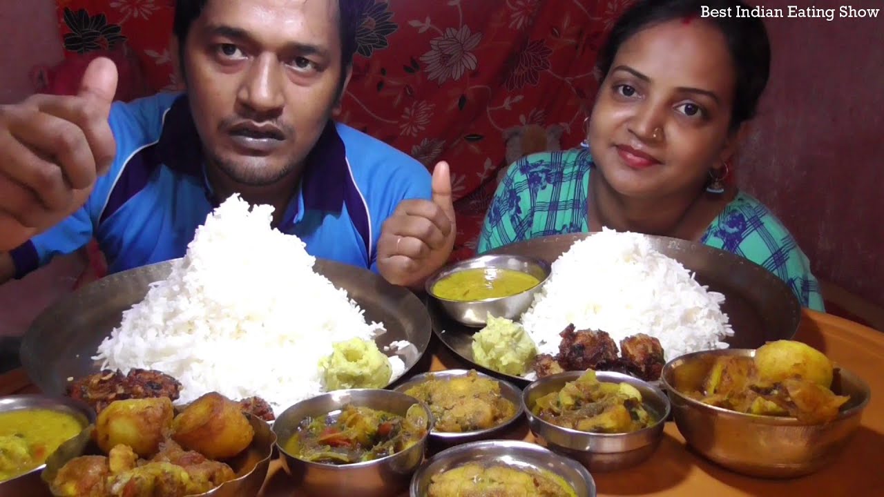 Husband Wife Lunch Eating Show - Doi Katla  - Chicken Kosha - Rui Fish Curry
