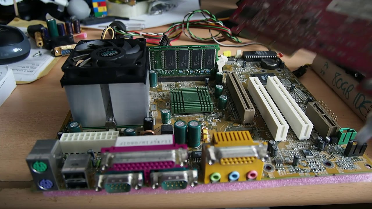 Intel P3 866MHz CPU with a Biostar M6VCF Socket 370 Motherboard