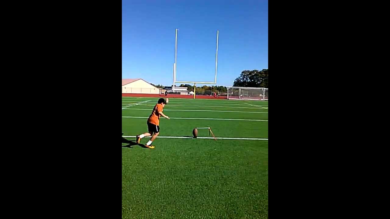 11 Year Old Beto Diaz kicks a 35 Yard Field Goal