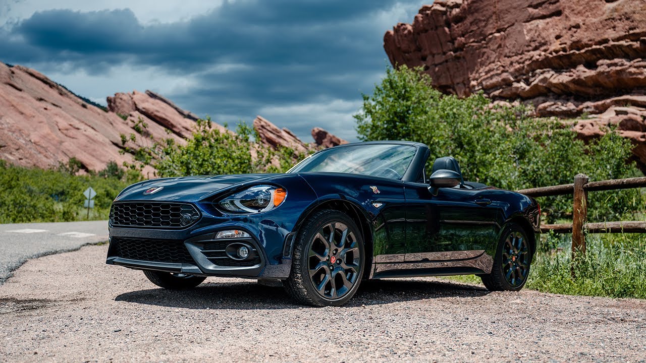 Fiat 124 Spider Abarth - A Sporty Roadster