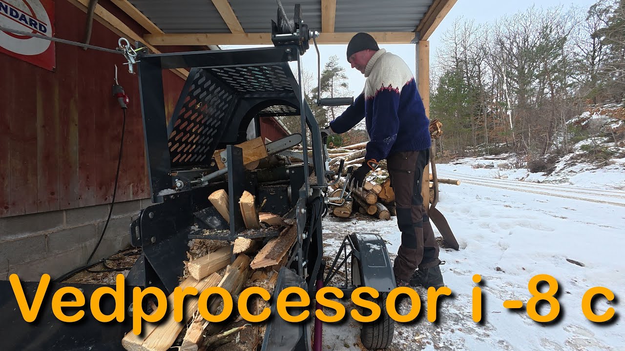 Startar Vedprocessorn i minus 8 grader ( Kör 1 kubikmeter ved)